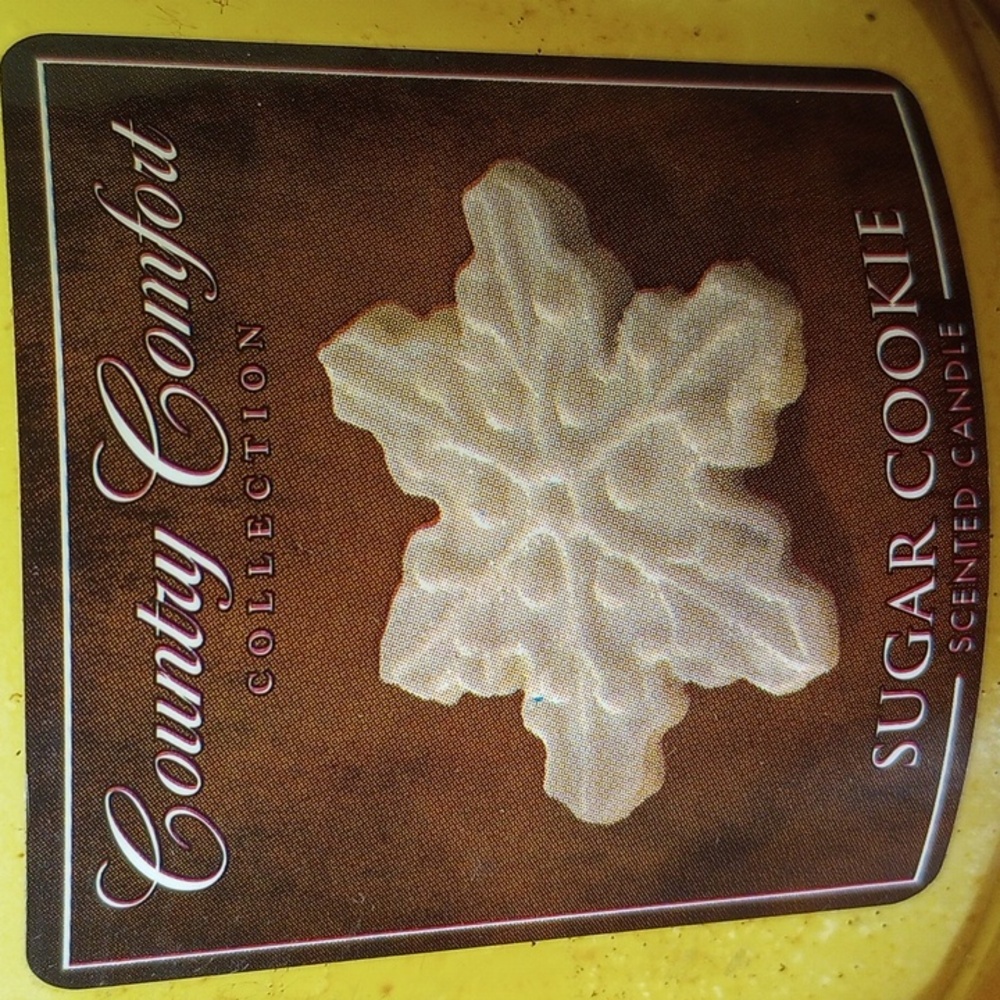 NEW Scented Sugar Cookie 14 Oz Jar Star Candle, Country Comfort Collection - Picture 2 of 4